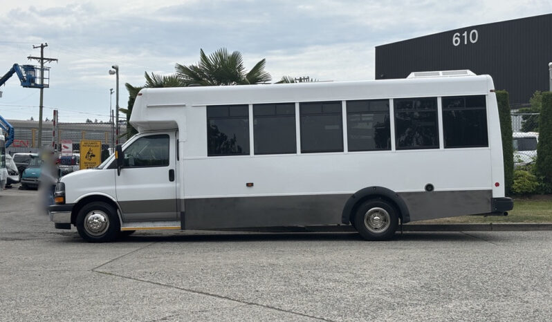 
								2020 Chevrolet Express 4500 full									