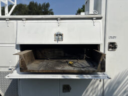 
										2004 Freightliner M2 106 full									