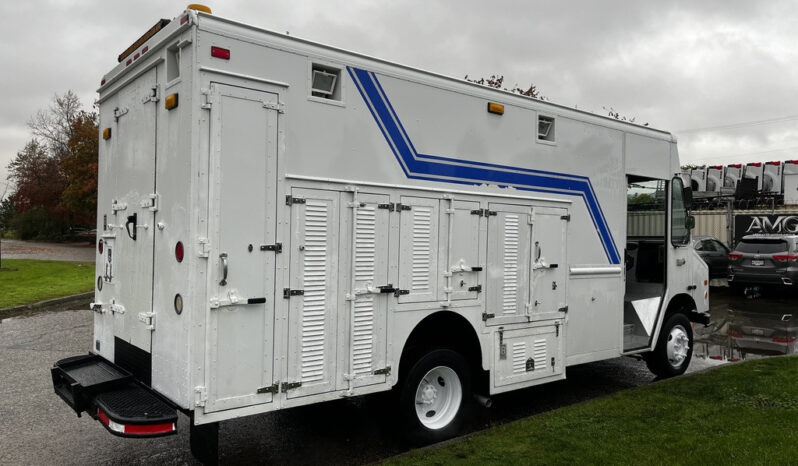 
								2005 Morgan Olson Workhorse full									