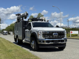 
										2023 Ford F-550 Super Duty full									