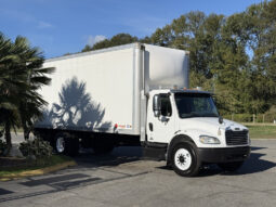 2012 Freightliner M2 106