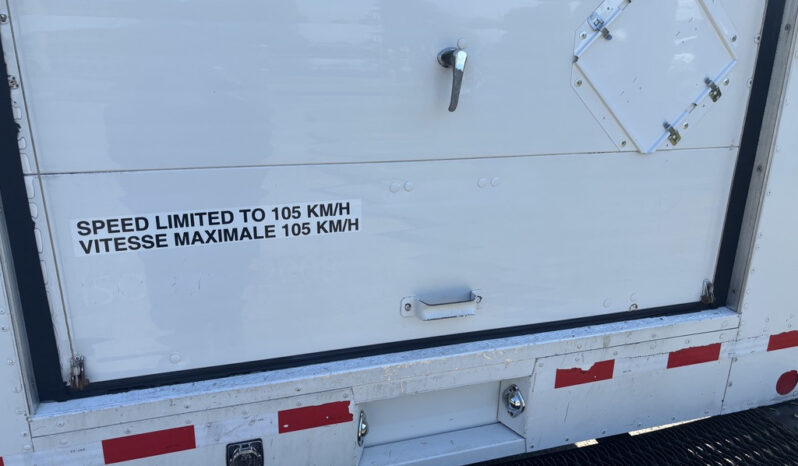 
								2012 Ford E-450 Super Duty full									