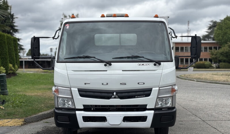 
								2015 Mitsubishi Fuso full									