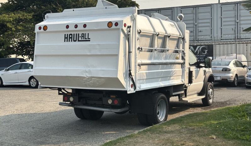 
								2009 Ford F-550 full									