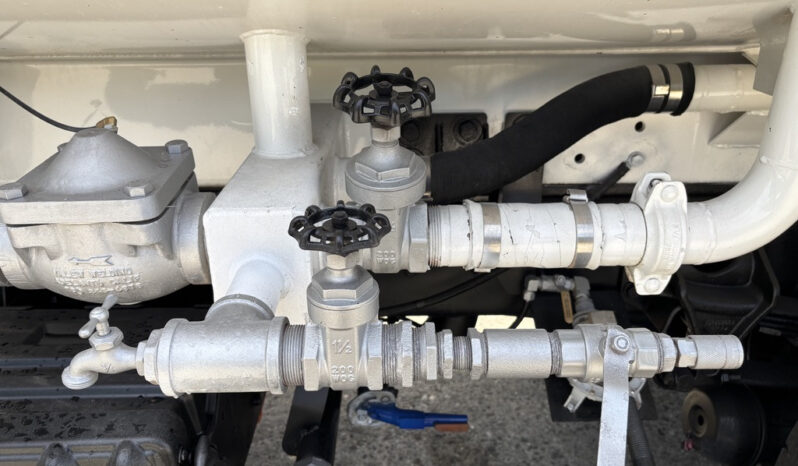 
								2015 Ford F750 full									