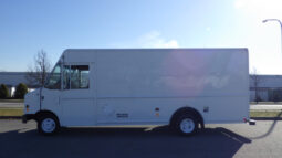 
										2009 Ford E-450 Super Duty full									