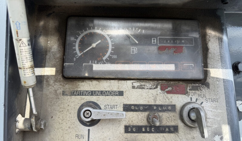
								2011 International 4300 full									