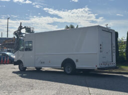 
										2012 Ford E-450 Super Duty full									