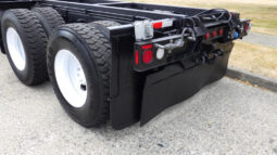 
										2012 International 7400 full									