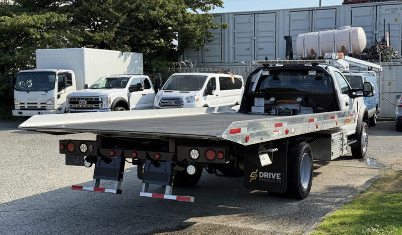 
								2022 Ford F600 full									