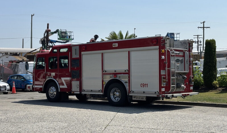 
								2006 E-One Typhoon full									