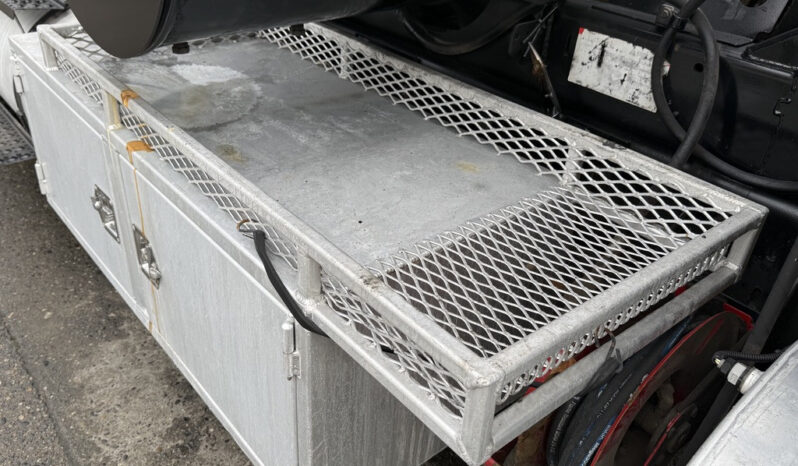 
								2013 International WorkStar full									