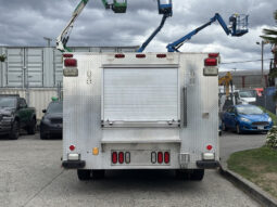 
										2010 Ford F-550 full									