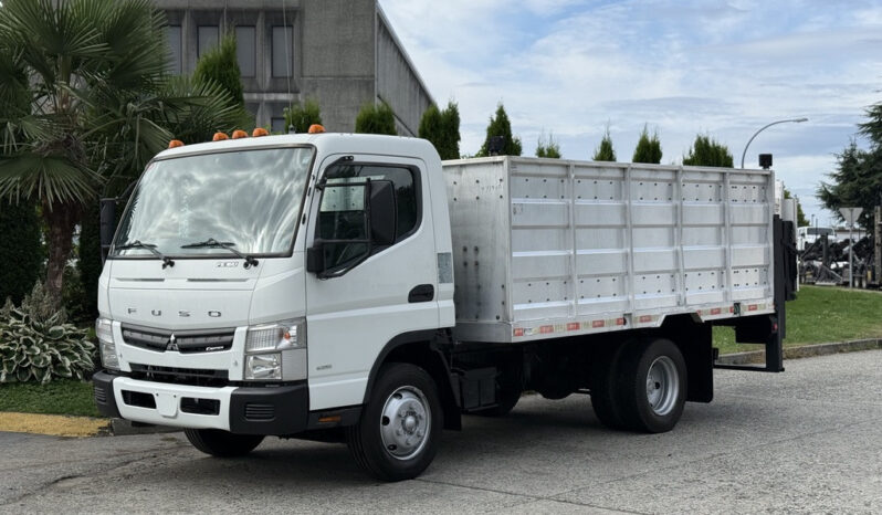 
								2014 Mitsubishi Fuso full									