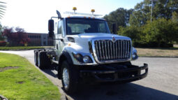 
										2012 International 7400 full									