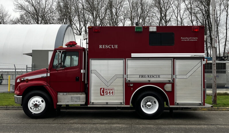 
								1995 Freightliner M2 106 full									