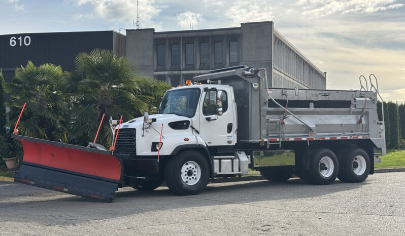 
								2013 Freightliner 114SD full									
