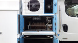 
										2006 Freightliner M2 106 full									