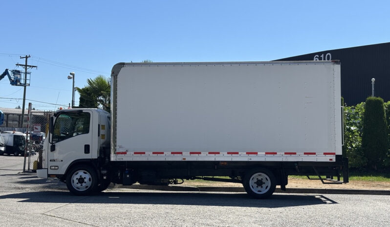 
								2022 Isuzu NRR full									