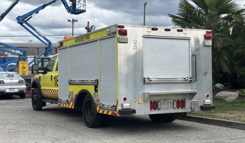 
								2010 Ford F-550 full									