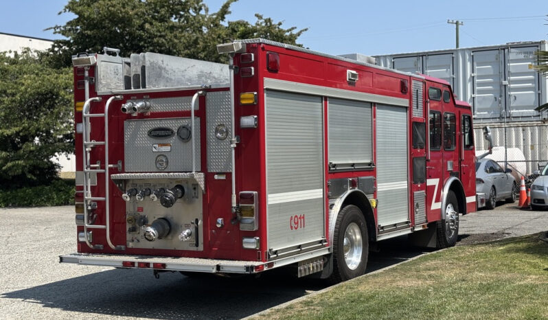 
								2006 E-One Typhoon full									