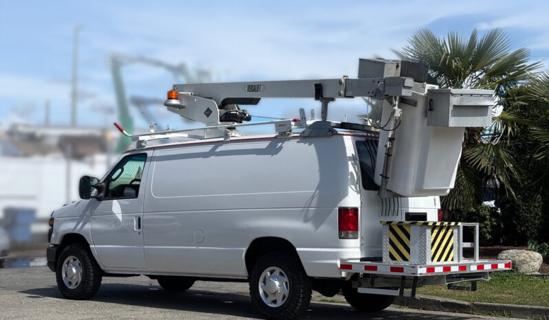 
								2012 Ford E-350 full									