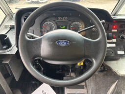 
										2012 Ford E-450 Super Duty full									