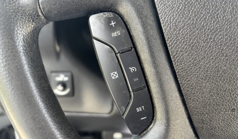 
								2020 Chevrolet Express 4500 full									