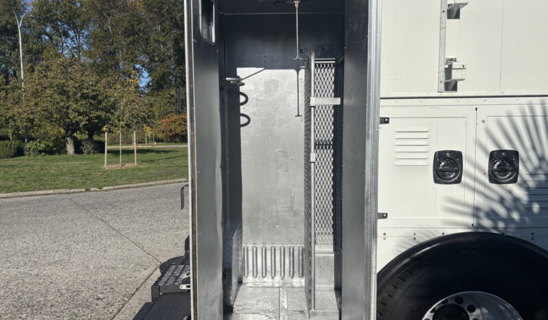 
								2008 International DuraStar full									