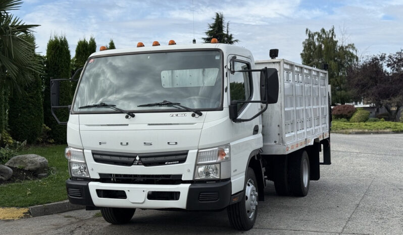 
								2014 Mitsubishi Fuso full									