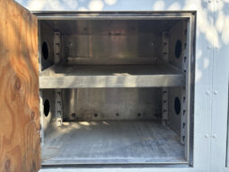 
										2006 Freightliner M2 106 full									