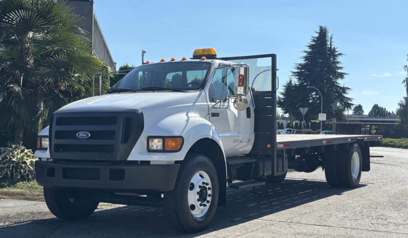 
								2004 Ford F750 full									