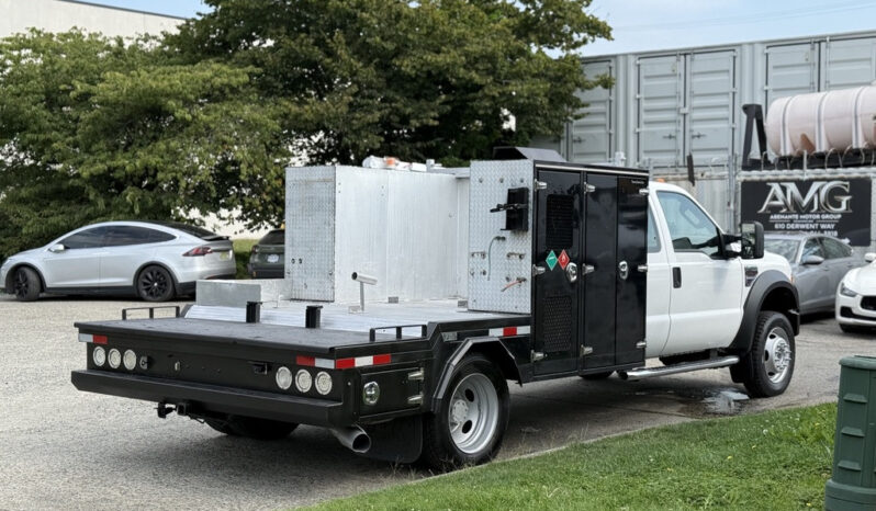 
								2008 Ford F-450 full									