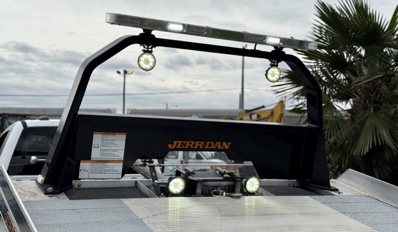 
								2022 Ford F600 full									