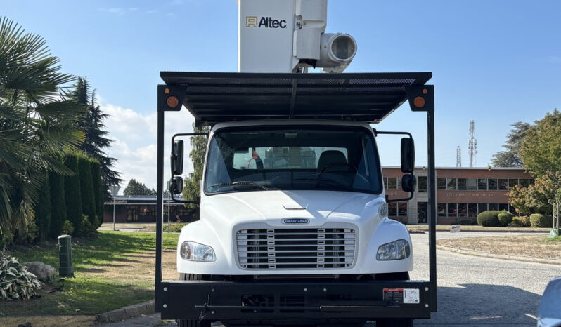 
								2019 Freightliner M2 106 full									