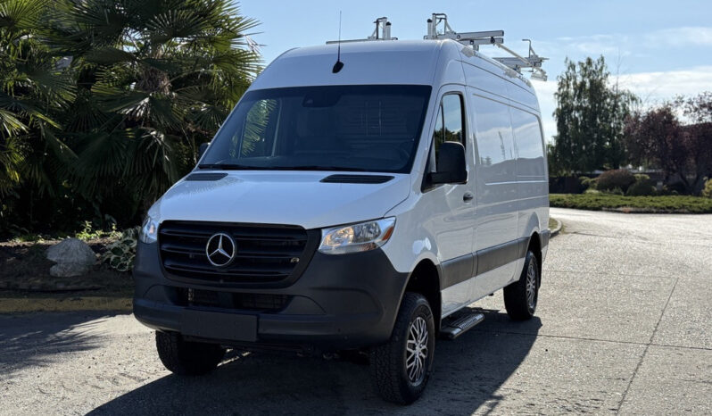 
								2023 Mercedes-Benz Sprinter full									