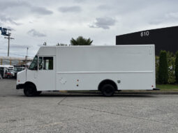
										2018 Ford E-450 Super Duty full									