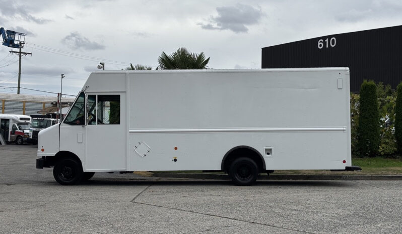 
								2018 Ford E-450 Super Duty full									