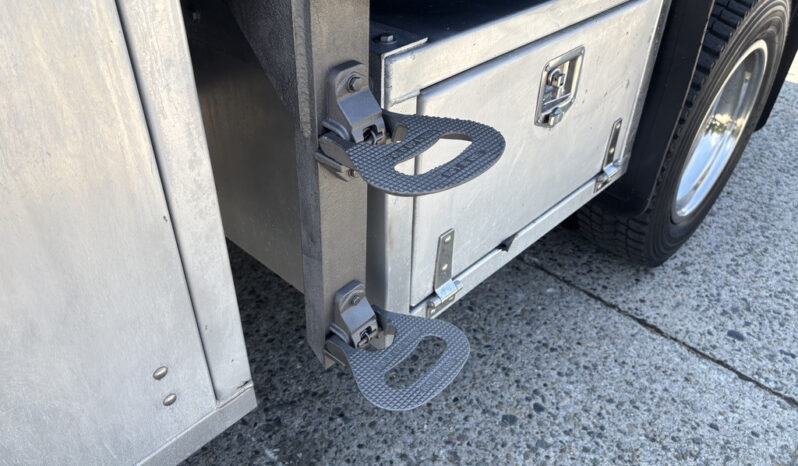 
								2016 Ram 5500 full									