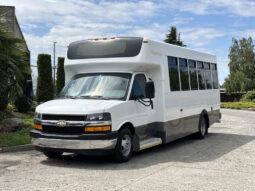 
										2020 Chevrolet Express 4500 full									