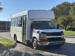 
										2017 Chevrolet Express full									