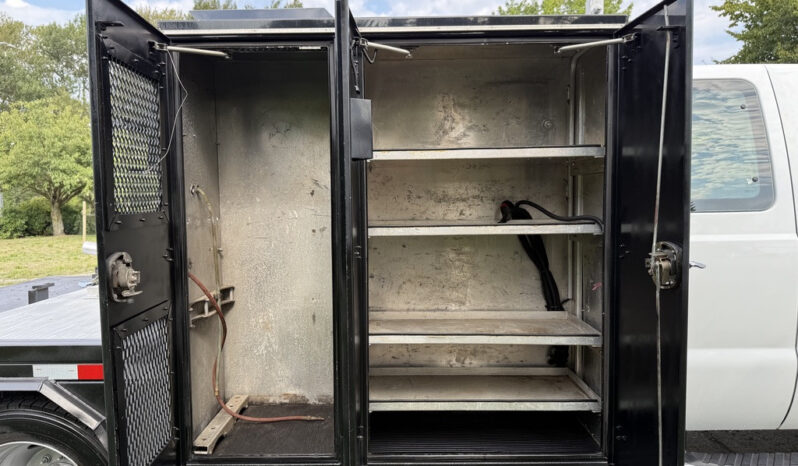 
								2008 Ford F-450 full									