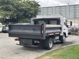 
										2015 Mitsubishi Fuso full									