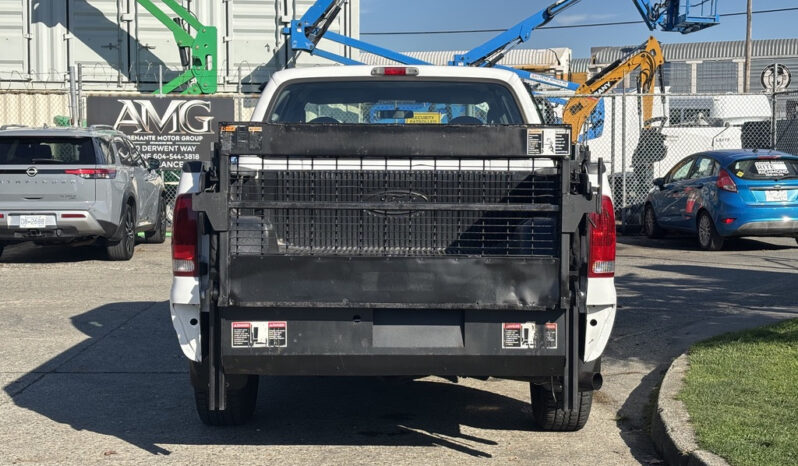 
								2006 Ford F-250 Super Duty full									