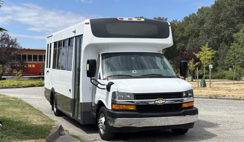 
								2020 Chevrolet Express 4500 full									