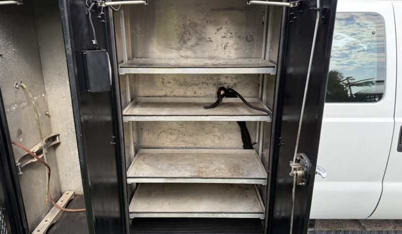 
								2008 Ford F-450 full									