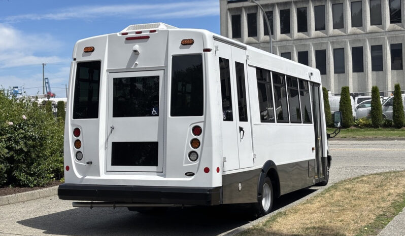 
								2020 Chevrolet Express 4500 full									