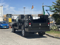 
										2022 Ford F-350 full									