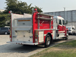 
										1999 Freightliner FL80 full									