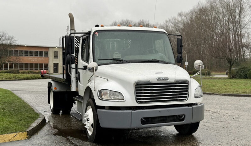 
								2019 Freightliner M2 106 full									